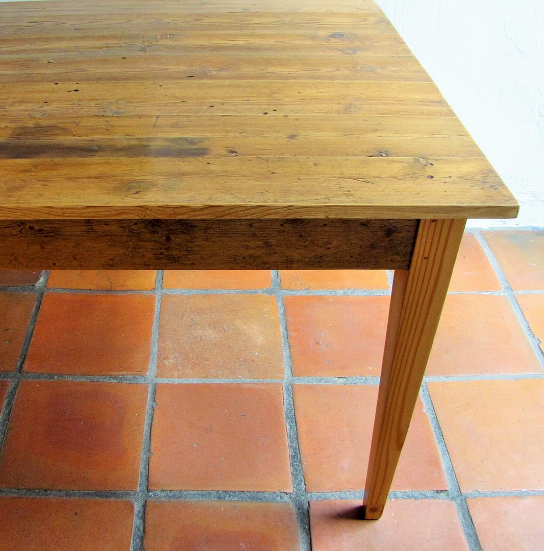 2,3 m table made from reclaimed 19th century Oregon pine