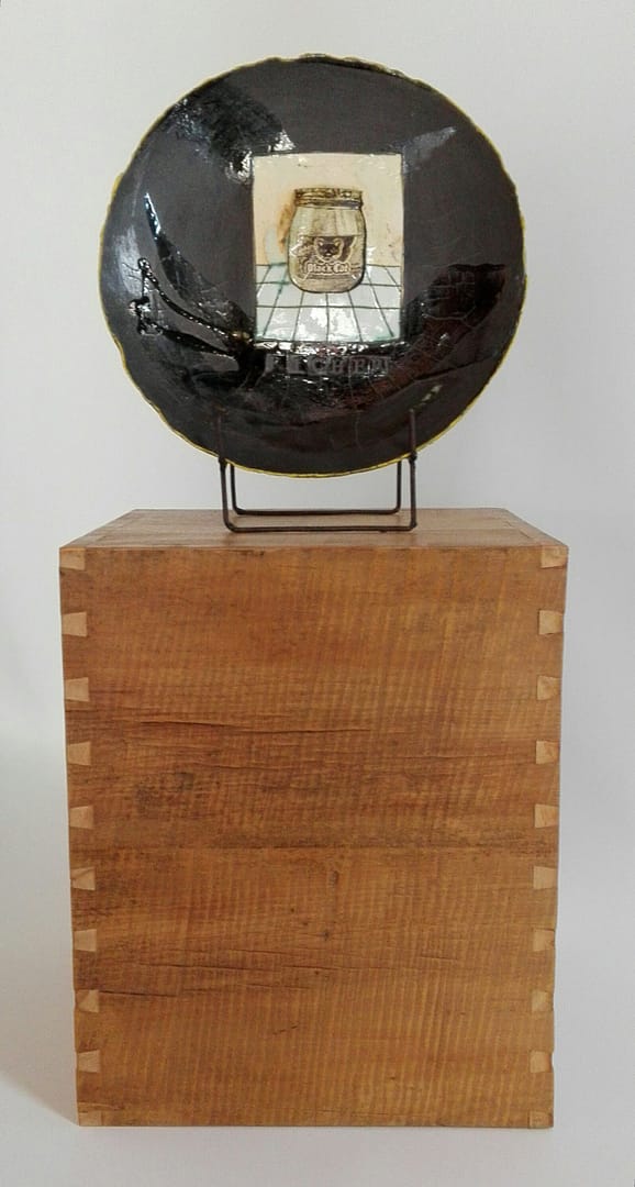 Yellowwood pedestal